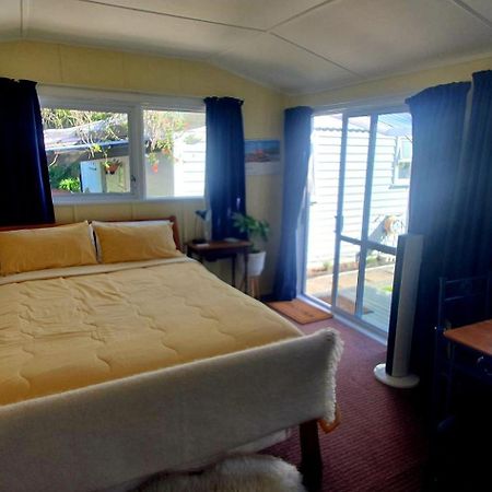 Waikanae Studio B&B Exterior photo
